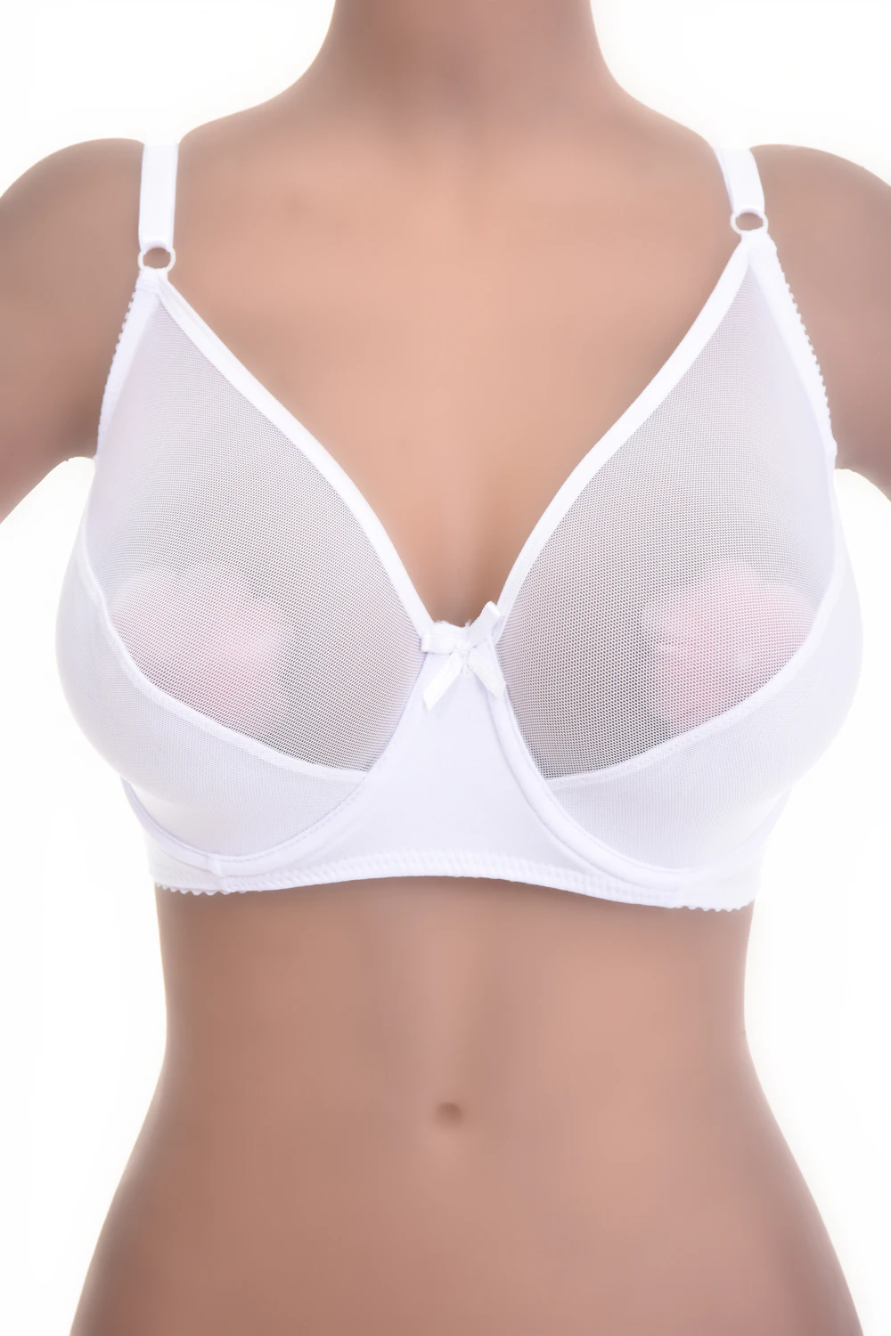 Breathable cotton-blend soft-cup bra with no padding for a natural shape and a delicate sheer mesh edge.