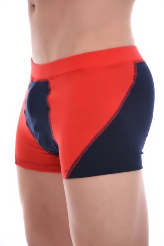 Stretchy cotton-blend men's boxer briefs that keep moving with the body all day.