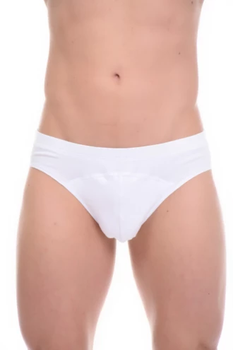 Breathable cotton-blend men's underwear with a close fit available right up to a 2XL size.
