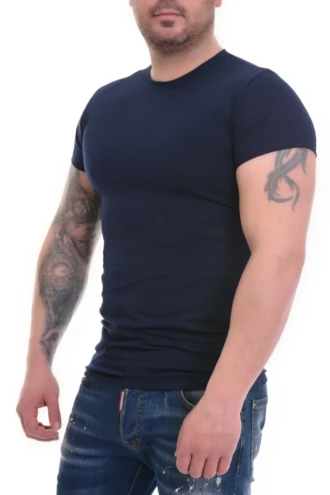 Men's crew-neck cotton-blend tee in a comfortable fit, offered across sizes M to 2XL for everyday wear.