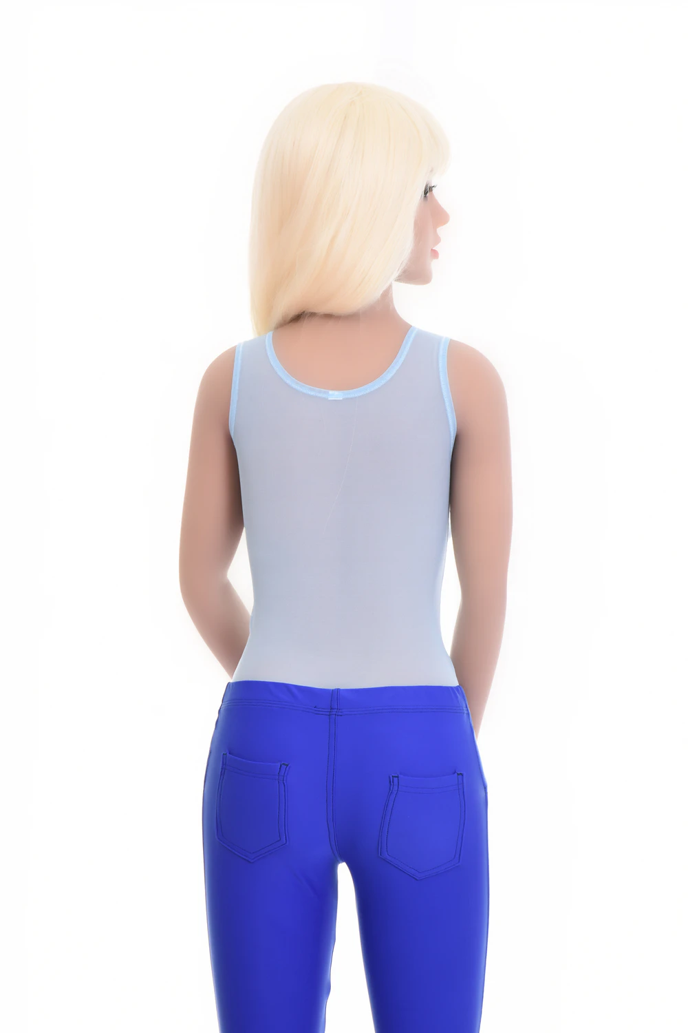 Scoop-neck mesh tank bodysuit with wide straps and brazilian cut, light and breathable for daily wear.