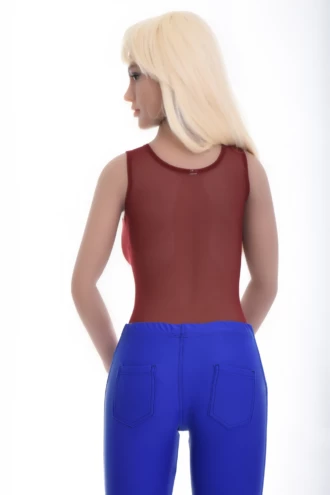 Scoop-neck mesh tank bodysuit with wide straps and brazilian cut, light and breathable for daily wear.