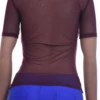 Breathable slim mesh tee with stretch, a feminine scoop neckline and short sleeves for a light fitted look.