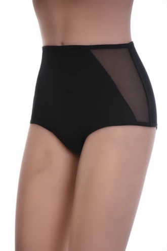 Breathable high-rise cotton briefs that hold over the stomach without pinching, a fuller everyday pair.