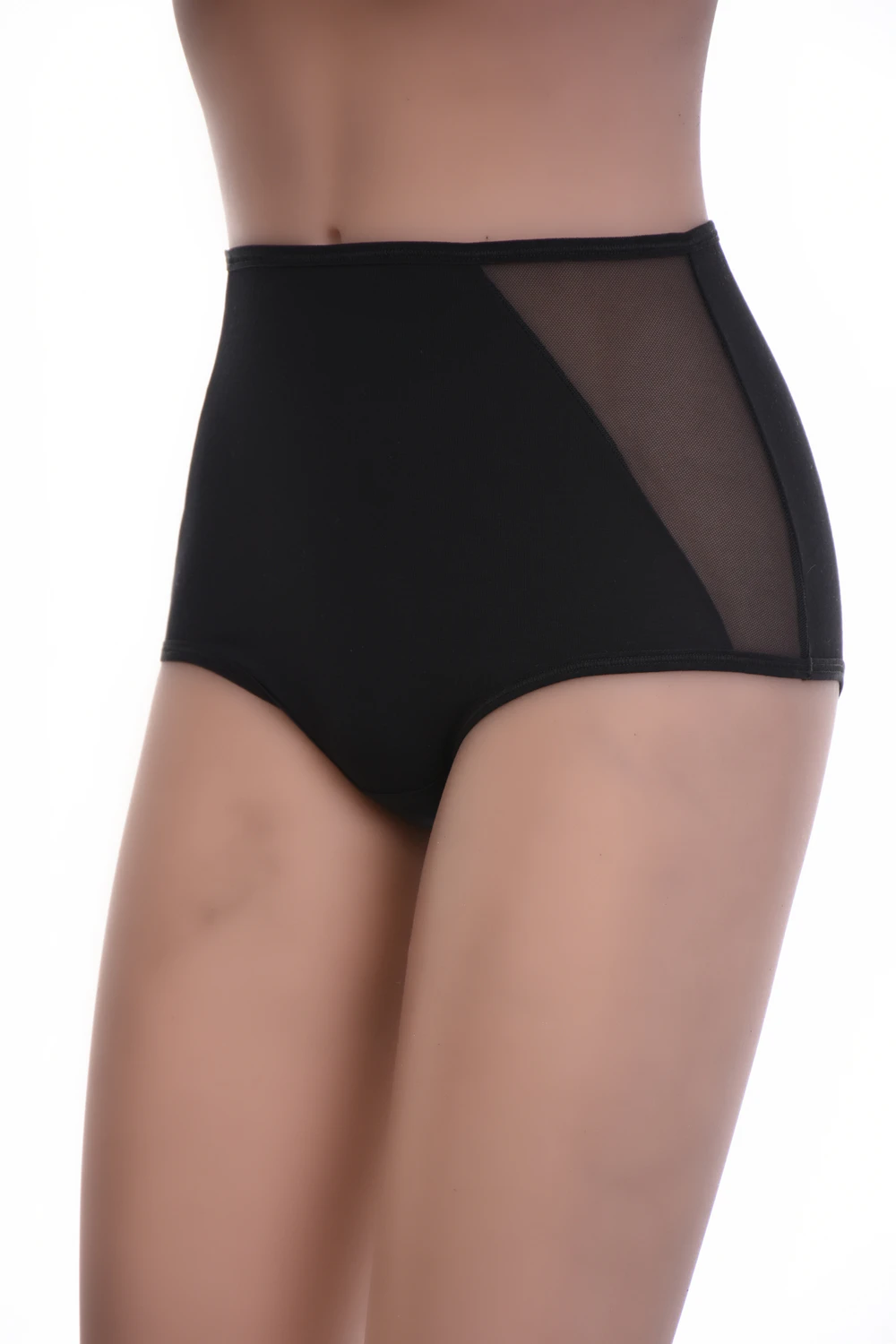 Breathable high-rise cotton briefs that hold over the stomach without pinching, a fuller everyday pair.