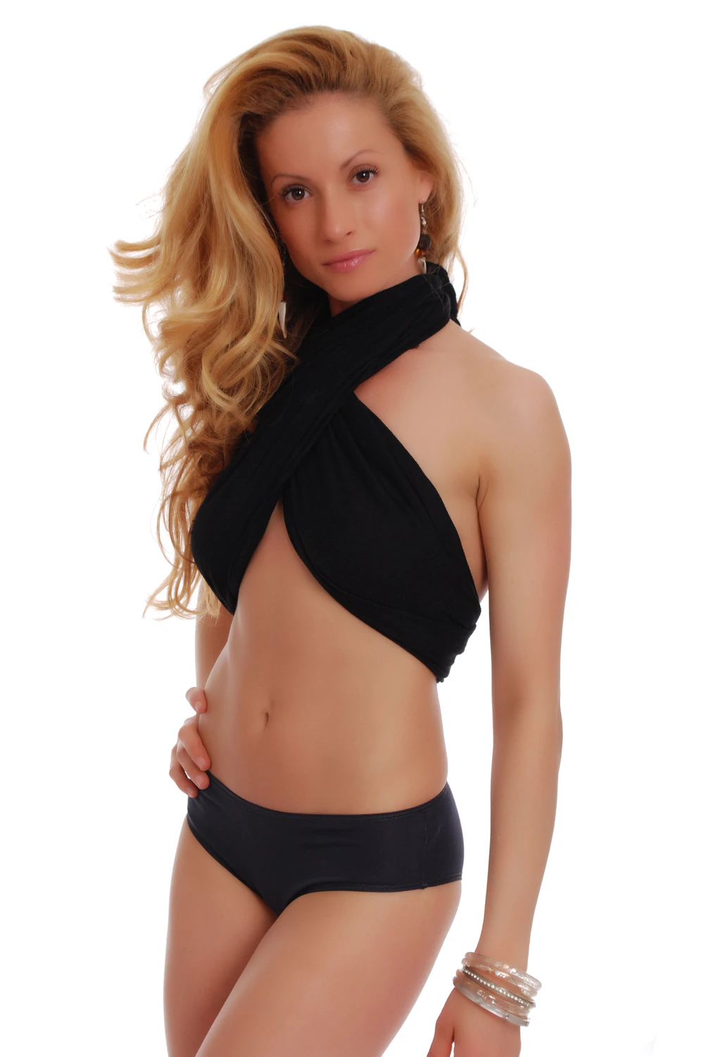 Classic cotton bikini briefs with a high leg line and mid coverage in a soft breathable blend.