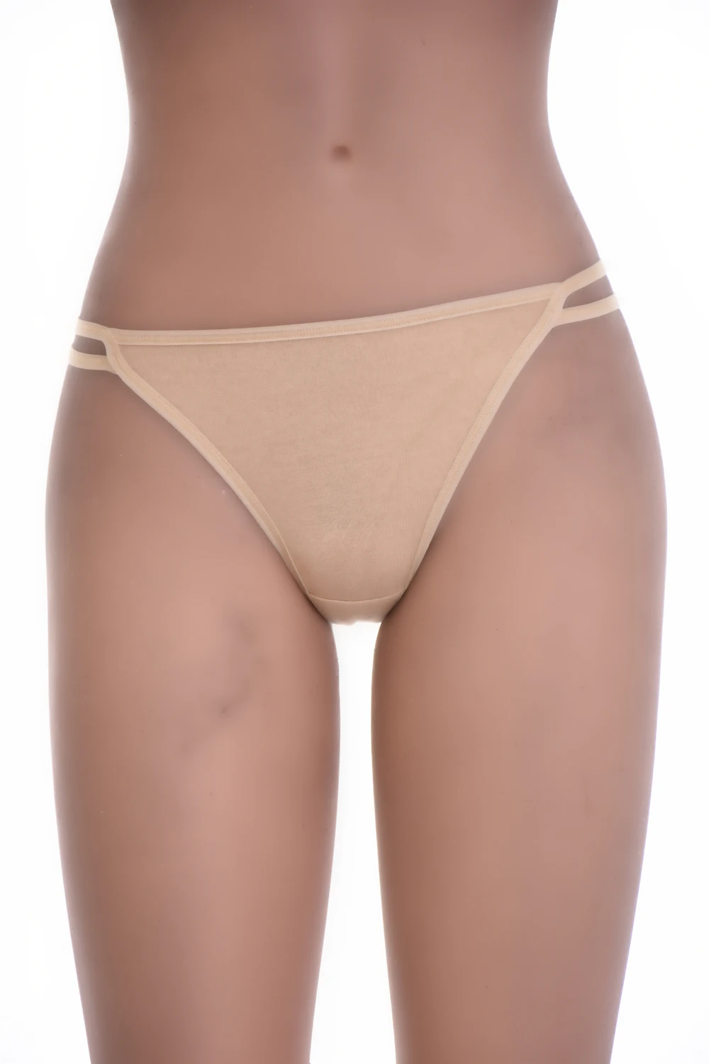 Slim cotton thong with a minimal back and trim-free front, an easy everyday underwear basic.