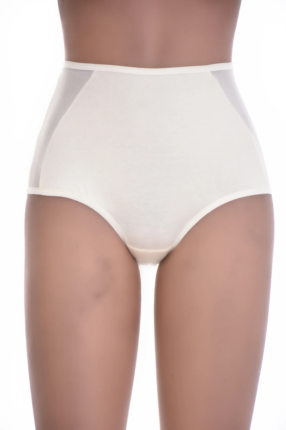 High-waisted cotton briefs cut high at the waist with a smooth tucked-in line and full coverage.