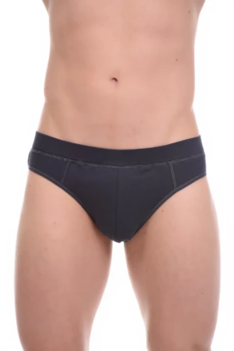 Basic-fit cotton-blend briefs for men, soft and durable wash after wash for daily wear.