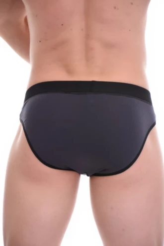 Comfortable cotton men's briefs with gentle stretch and a close cut for dependable daily wear.