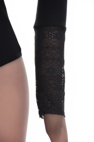 Mock-neck cotton bodysuit with long sleeves and lace trim, a comfortable versatile everyday layer.