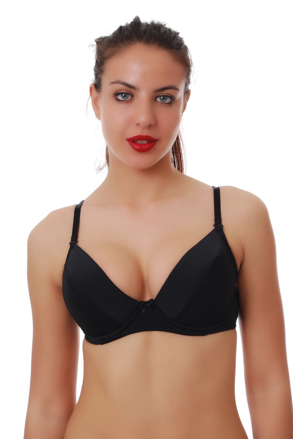 Soft breathable cotton bra with molded cups giving a rounded shape, with a steady band that holds through the day.