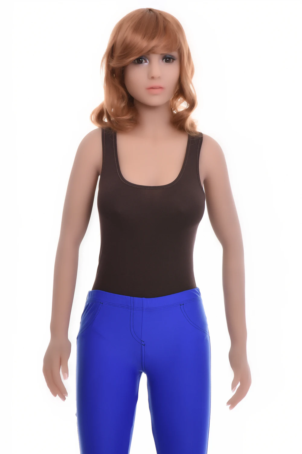 Women's sleeveless cotton bodysuit with scoop neck and wide straps over a brazilian cut, an everyday base.