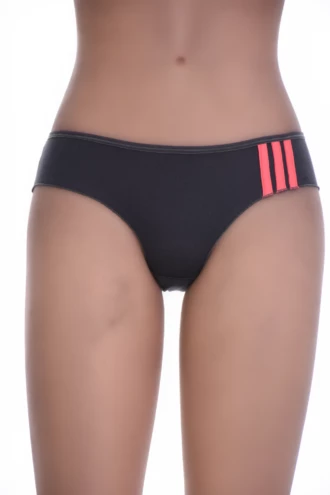 Plain cotton women's bikini briefs, breathable high-leg cut that stays smooth under skirts and trousers.