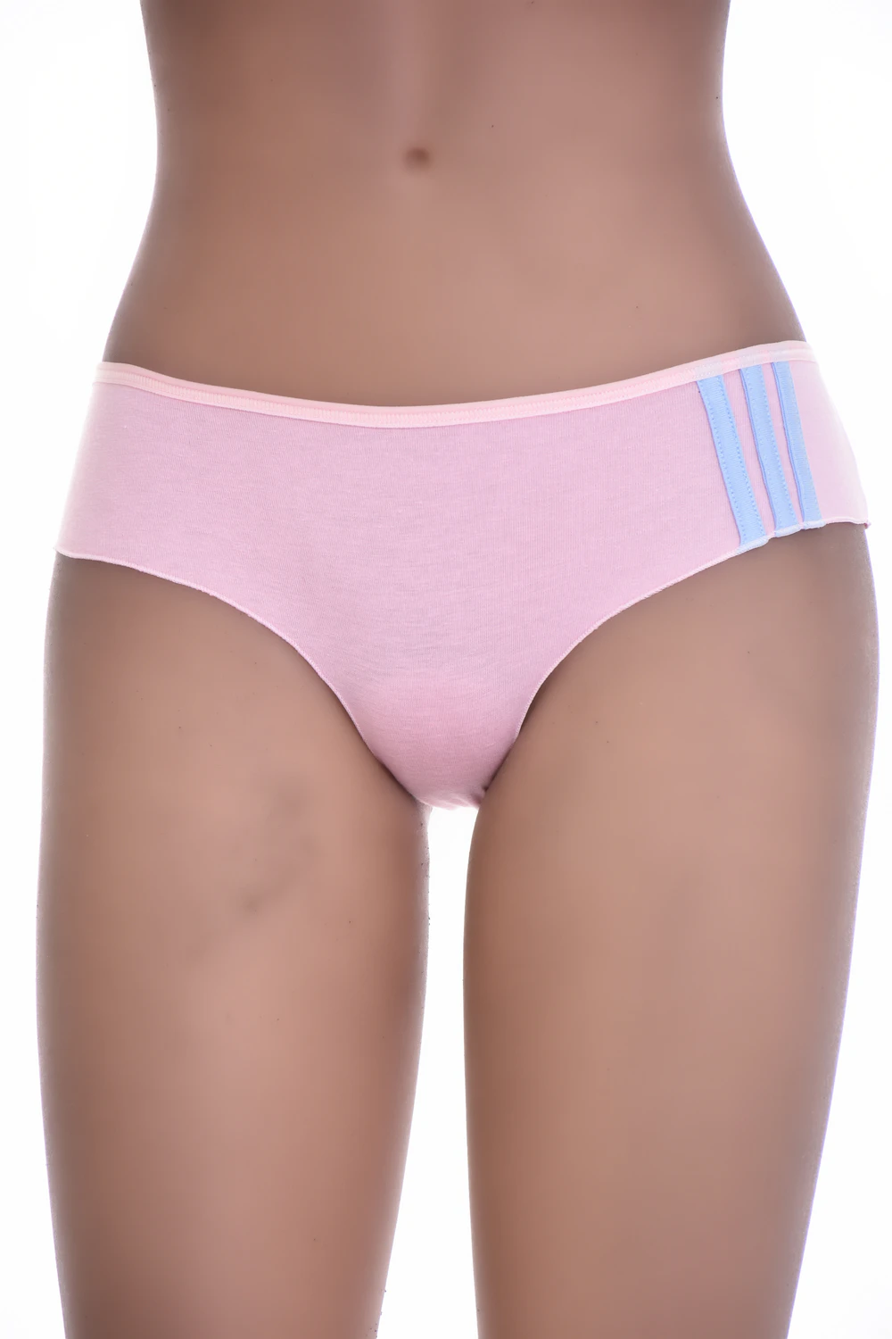 Plain cotton boyshorts by Tiara Galiano that lie flat under clothing, a smooth no-VPL everyday pair.