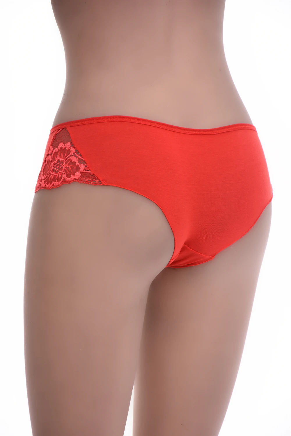 Soft cotton boyshorts with a lace insert at the back hip, a breathable everyday pair that lies smooth under clothes.