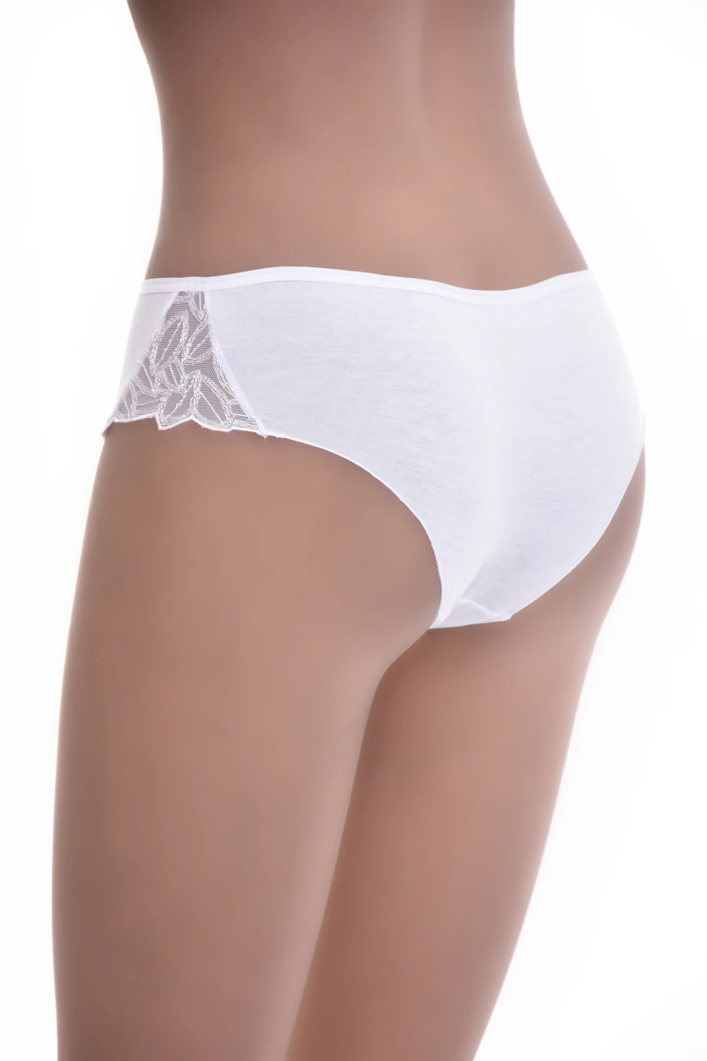 Breathable cotton boyshorts with a curved lace hip detail, full back coverage that stays smooth under clothing.
