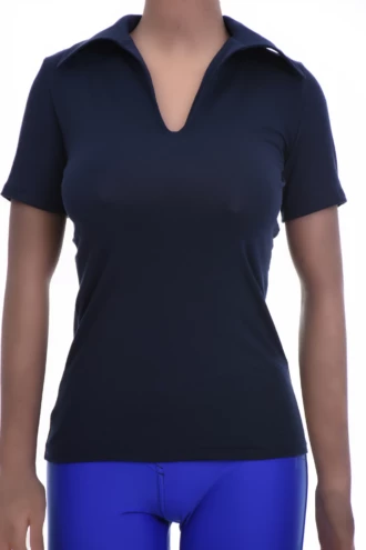 Pull-on women's cotton tee with a V-neck and short sleeves in a body-skimming slim everyday shape.