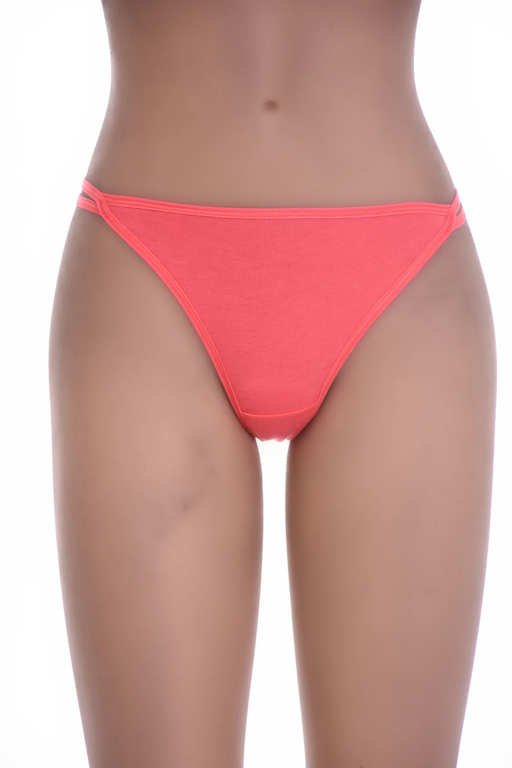 Breathable cotton thong with a thong back and trim-free front, soft and easy for daily comfort.