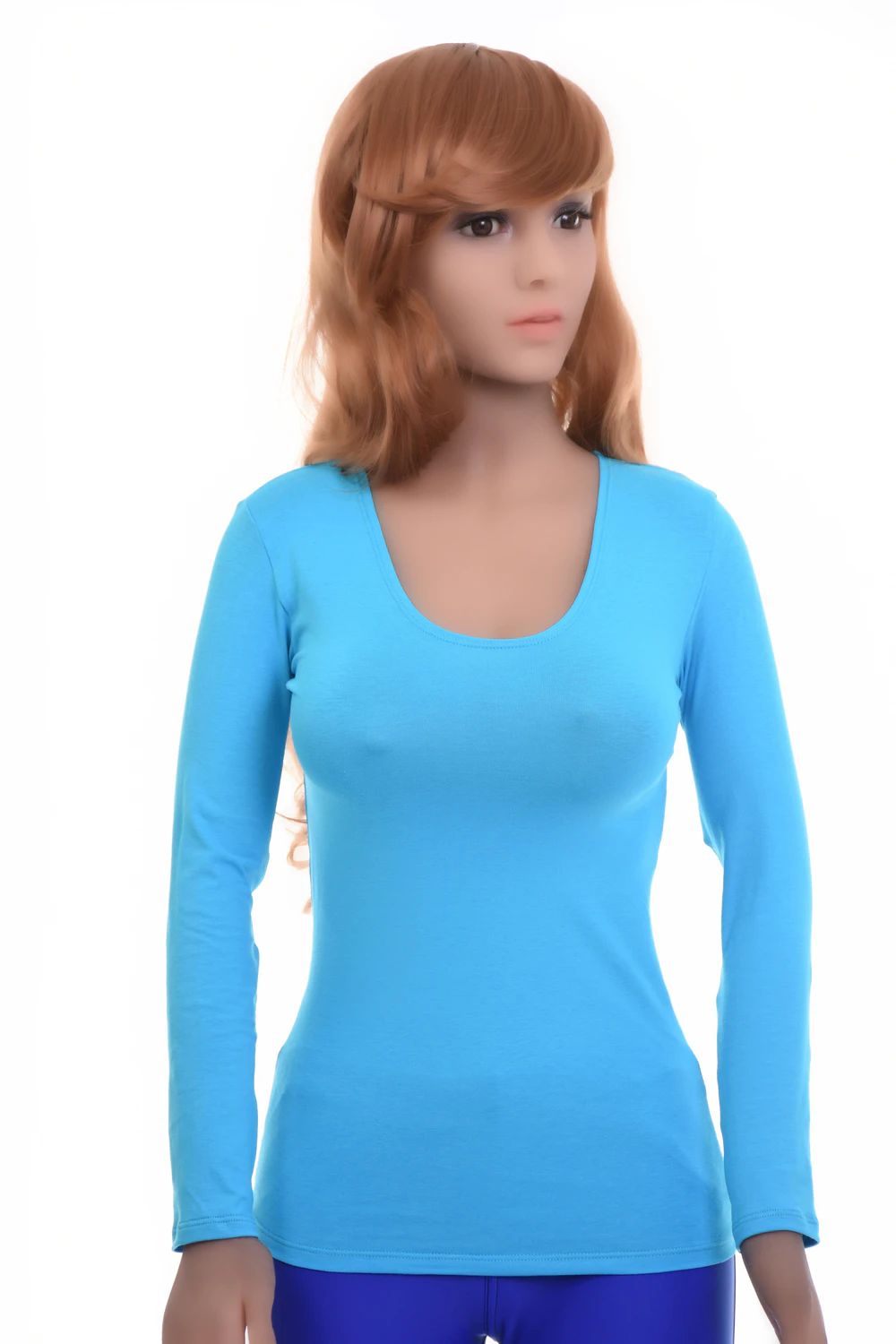 Fitted cotton-blend long-sleeve tee that lies flat as a base layer, with a soft stretch scoop neck.