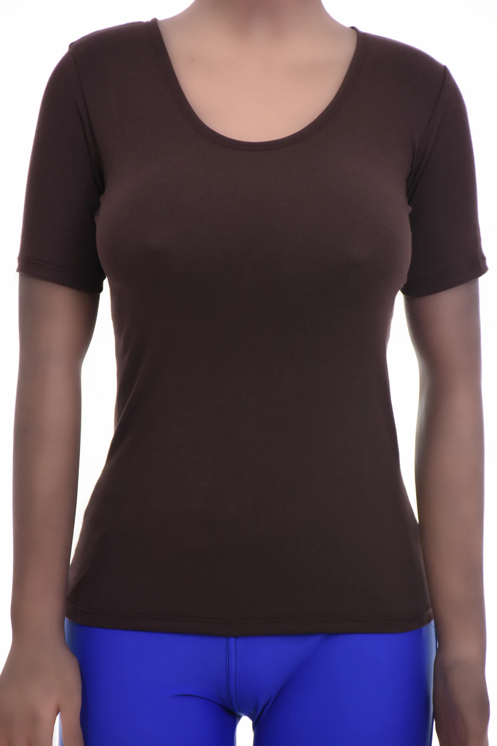 Fitted soft cotton tee with a scoop neckline that keeps its shape and softness through repeated washing.