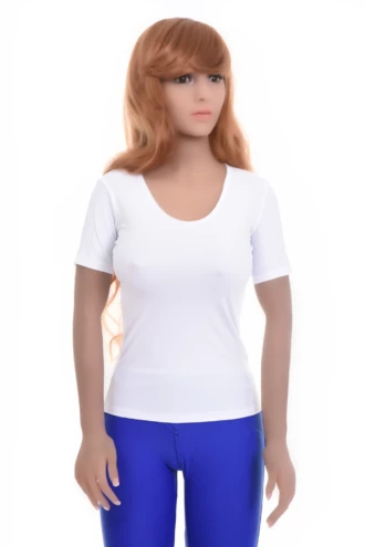 Microfiber base-layer tee that sits flat under a blazer, with short sleeves and a feminine scoop neckline.