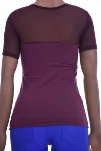 Slim stretch cotton-blend round-neck tee that lies flat under a cardigan, breathable and soft for daily use.
