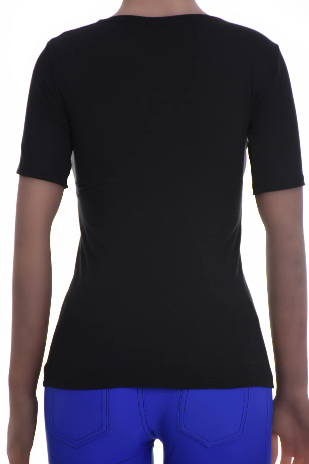 Slim stretch cotton-blend scoop tee that lies flat under a cardigan, breathable and soft for everyday use.