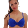 Underwire bikini top in polyamide with a hook-and-eye back and a soft center gather, quick-drying for the water.